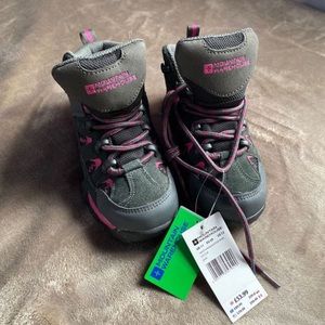 little girl hiking boots